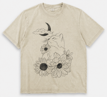 CRESCENT MOON CAT AND WILDFLOWERS VINTAGE TEE AV-00267